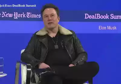 ﻿Elon Musk escalates feud with Disney boss Bob Iger by using eliminating Disney  app from Tesla vehicles