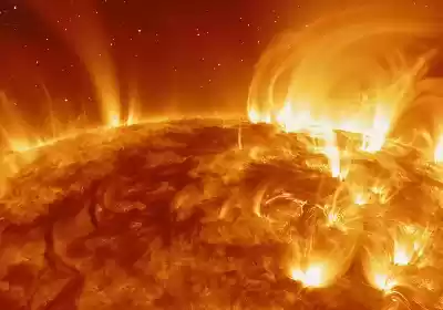 ﻿Huge sun flare disrupts radio transmissions on Earth