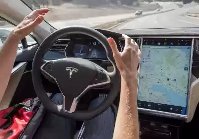 ﻿Tesla recalls all of its over 2 million US cars due to autopilot flaws